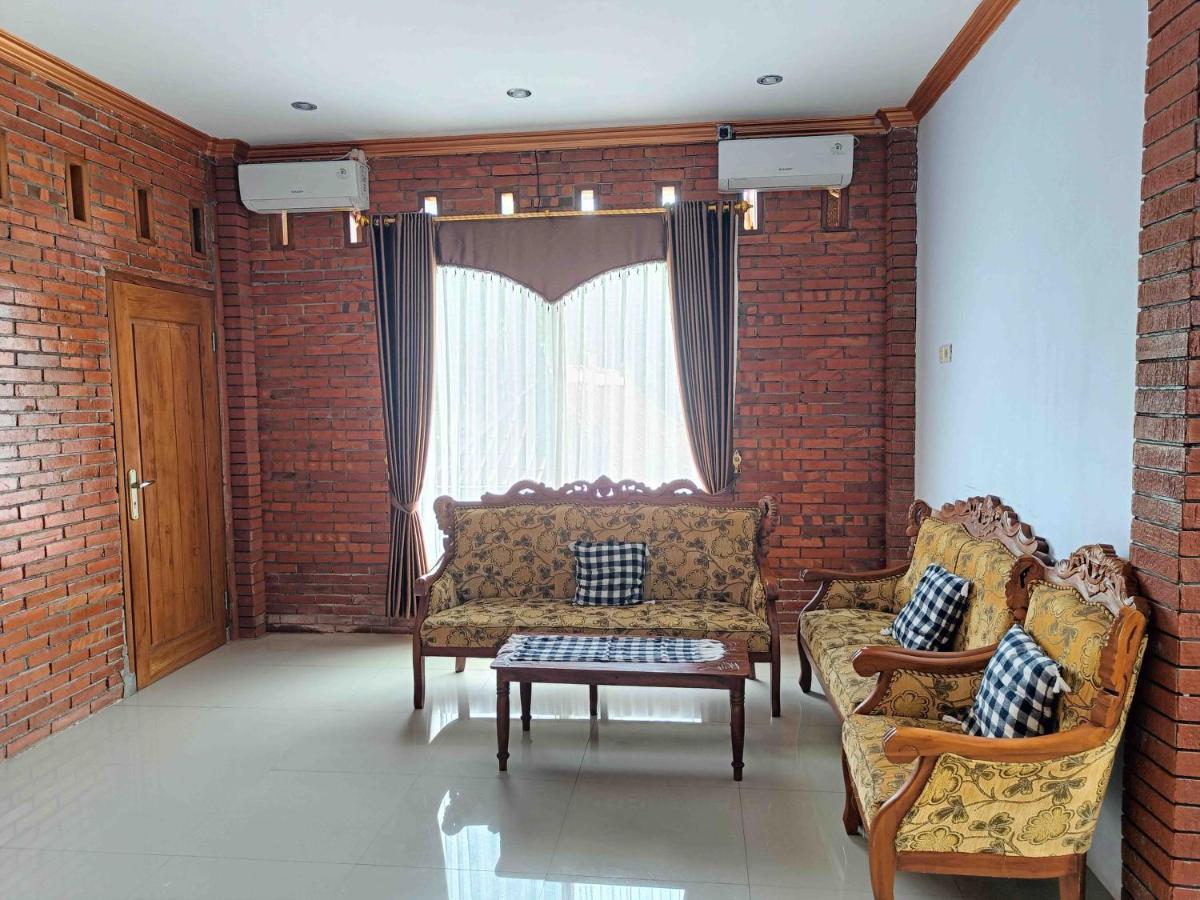 Jogo Segoro Homestay Mitra Reddoorz Near Pantai Sundak Gunungkidul Ngandong Exterior photo